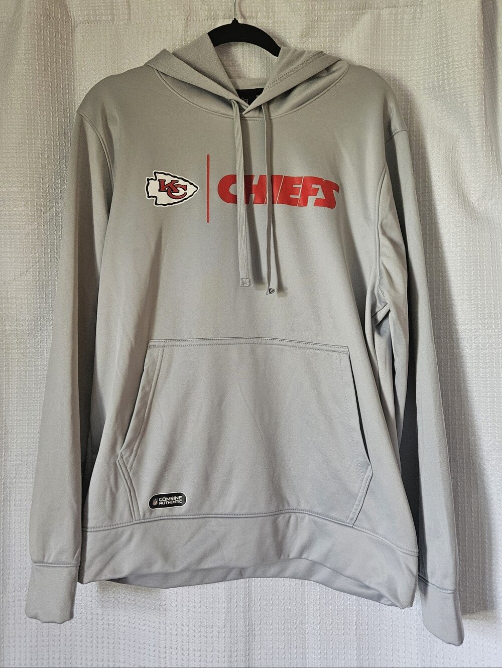 Kansas City Chiefs Hoodie  Mens size Large NFL TEAM APPAREL Combine Authentic